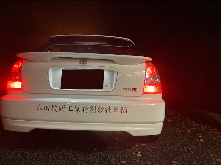 シビックタイプRのVTEC・ゼロファイター・スタンスネーション山口・DIYに関するカスタム事例の投稿画像2枚目