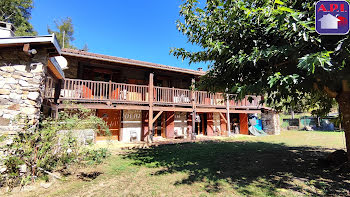 maison à Tarascon-sur-ariege (09)