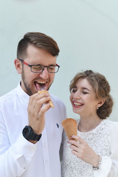 Fotograful de nuntă Lena Vanichkina (inoursky). Fotografia din 1 august 2016