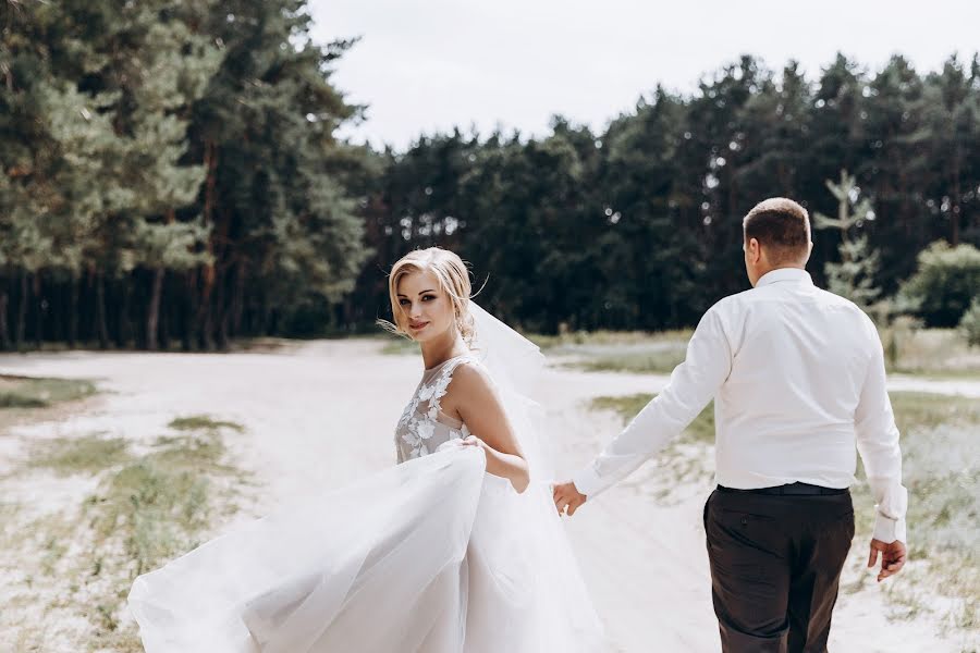 Wedding photographer Kristina Leonova (krisleo). Photo of 7 October 2019