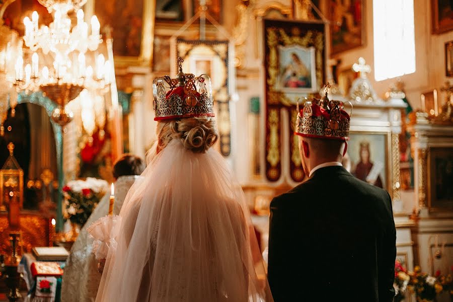 Fotógrafo de bodas Arina Galay (arinagalay). Foto del 1 de abril 2023