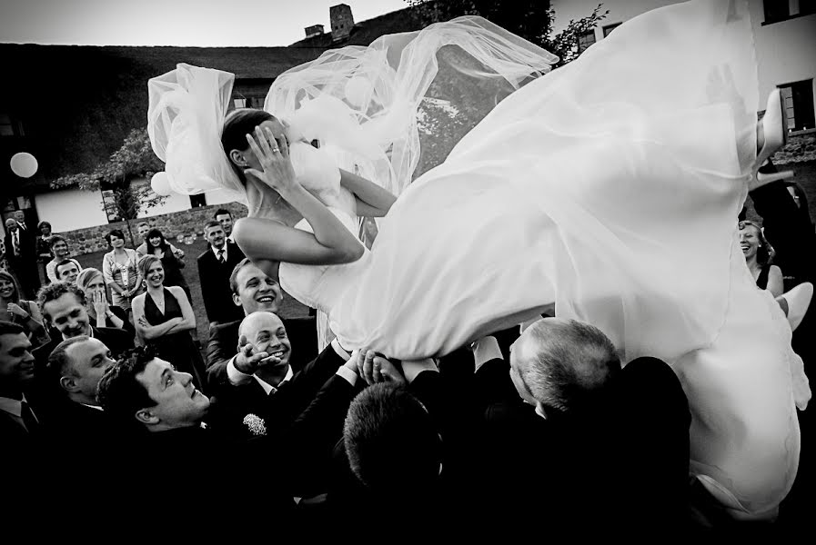 Fotógrafo de casamento Rafal Jagodzinski (jagodzinski). Foto de 31 de outubro 2015