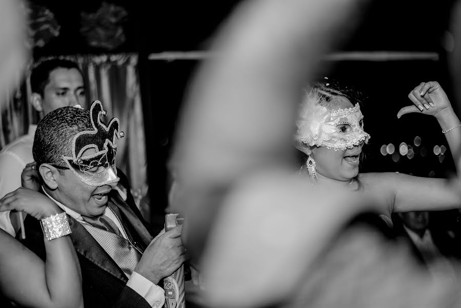婚禮攝影師Andres Hernandez（andresh）。2017 5月6日的照片