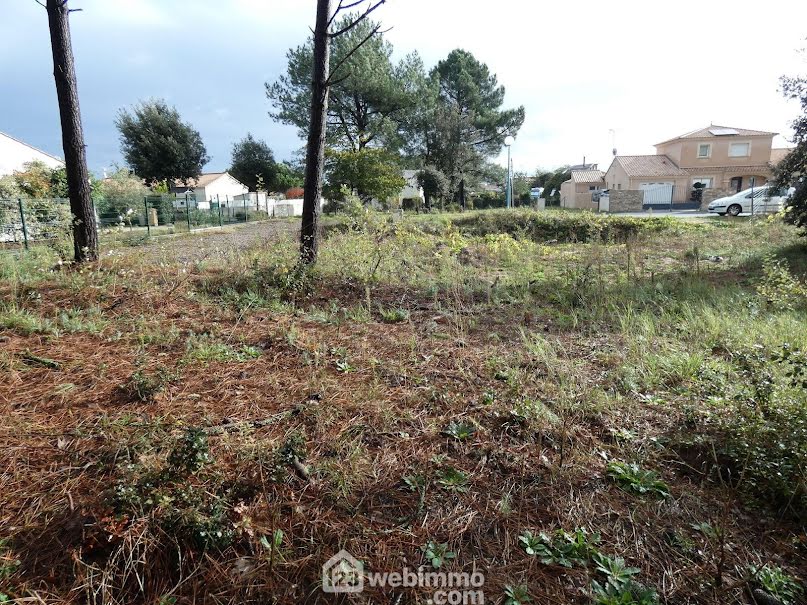 Vente terrain  723 m² à Longeville-sur-Mer (85560), 206 470 €