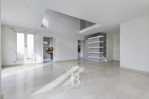 Apartment with terrace 4