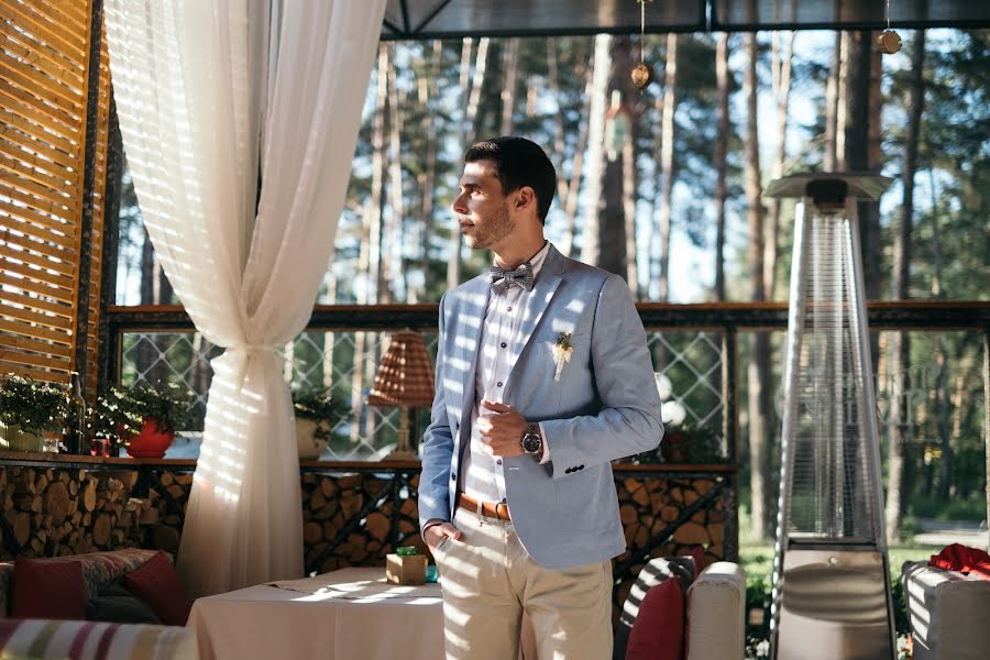 Fotógrafo de casamento Roman Shatkhin (shatkhin). Foto de 3 de junho 2016