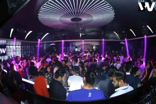 12 Best Nightclubs In Delhi Open Even After 12 00 Am Magicpin Blog