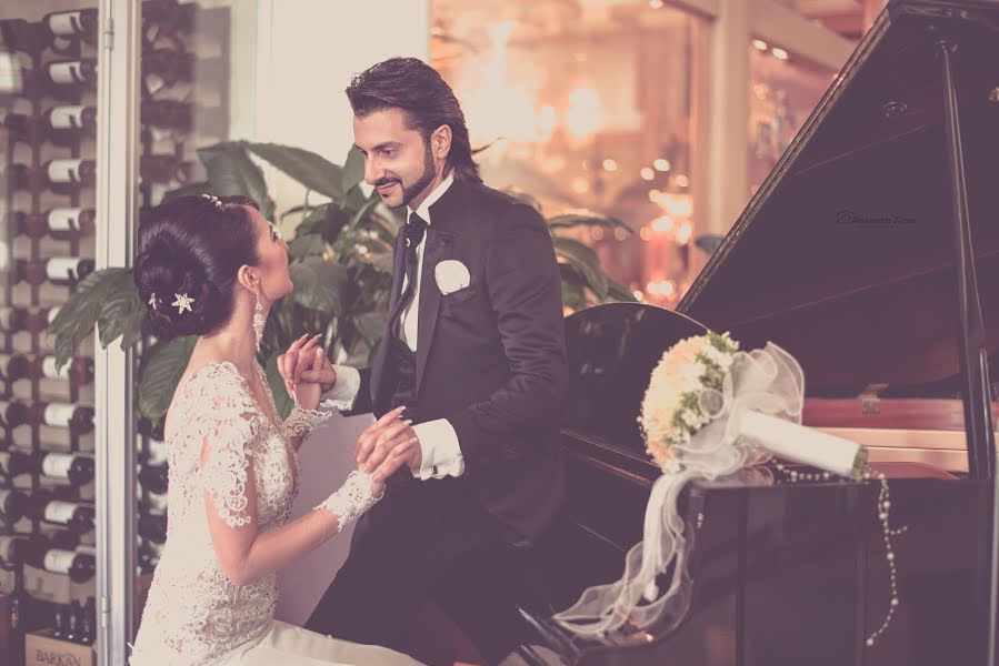 Φωτογράφος γάμων Alexander Zitser (weddingshot). Φωτογραφία: 20 Δεκεμβρίου 2015