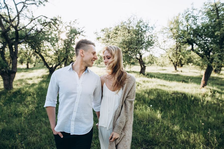 Wedding photographer Oleg Onischuk (onischuk). Photo of 7 November 2017