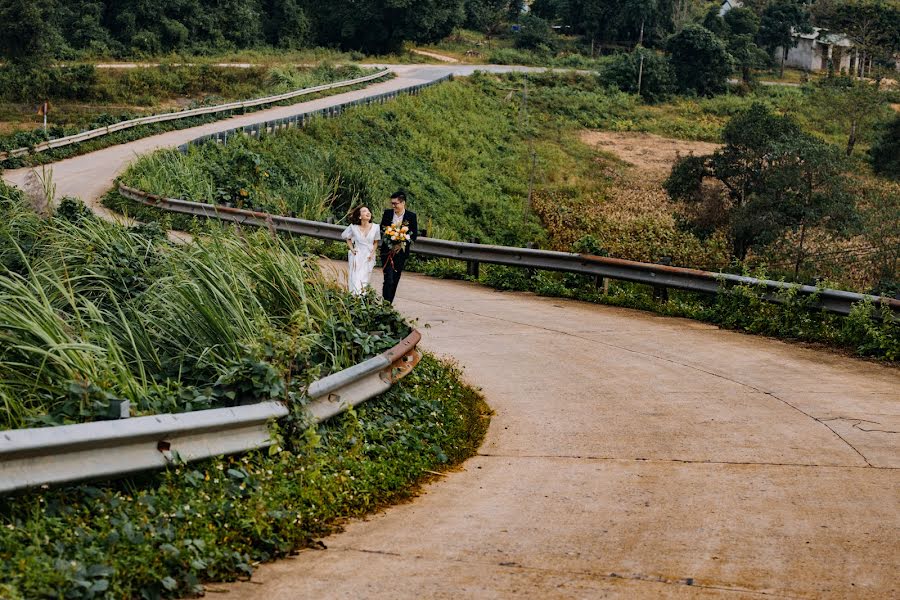 Fotógrafo de casamento Đăng Khoa (dangkhoa0810). Foto de 25 de dezembro 2021