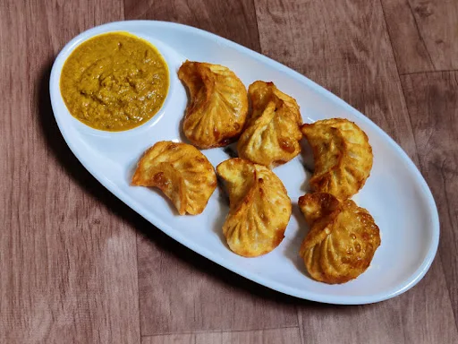 Chicken Cheese Fried Momos