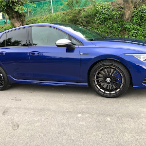 ゴルフ R