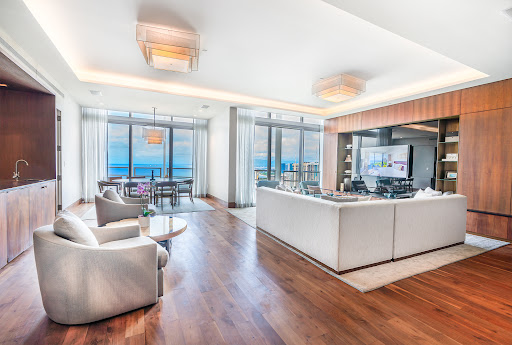 Buy this luxury apartment / penthouse in Honolulu (United States) - Modern living and dining room with ocean view