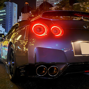 NISSAN GT-R R35