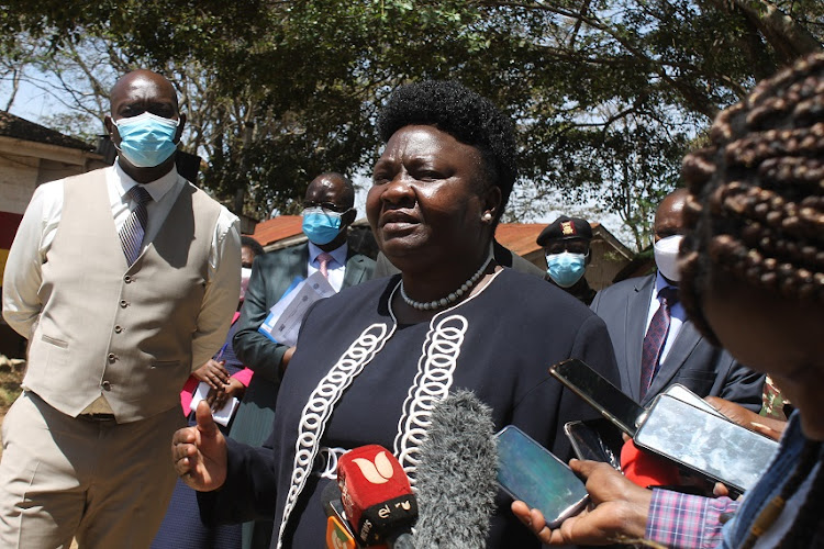 National Police Service Commission vice chairperson Alice Otwala addressing the press in Machakos County on Tuesday.