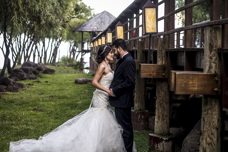 Fotografo di matrimoni Alejandra Zapata (alezapatafoto). Foto del 12 giugno 2020