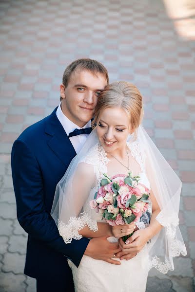 Fotógrafo de casamento Saviovskiy Valeriy (wawas). Foto de 23 de março 2017