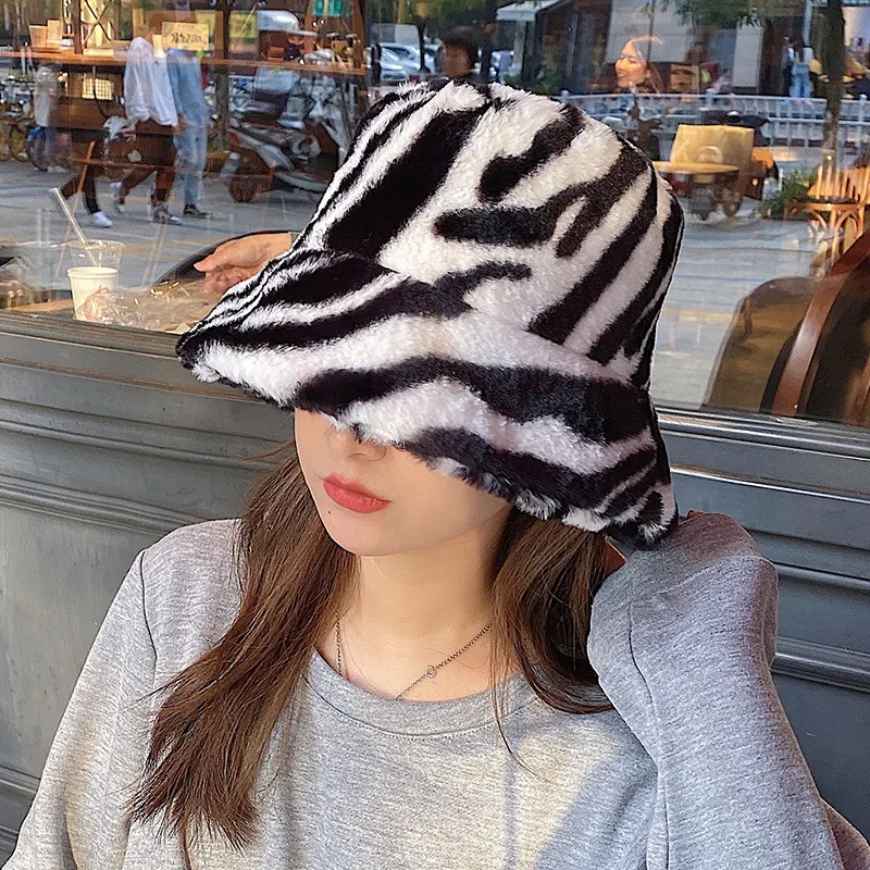 Chapeau de pêcheur en fausse fourrure de lapin, chaud, couleur unie, protège-oreilles en peluche, idéal pour l'hiver, doux et confortable.