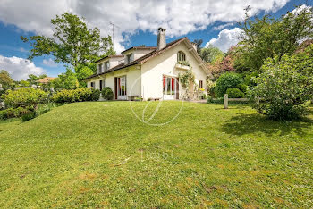 maison à La Celle-Saint-Cloud (78)