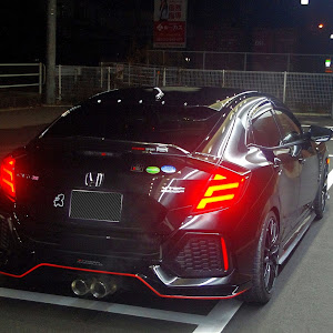 シビック FK7