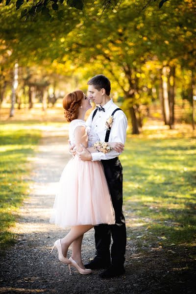 Fotógrafo de casamento Yuliya Potapova (potapovapro). Foto de 26 de maio 2016