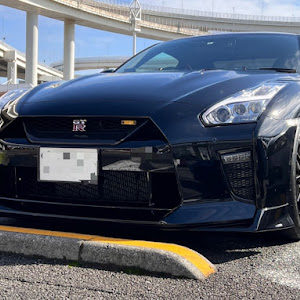 NISSAN GT-R R35