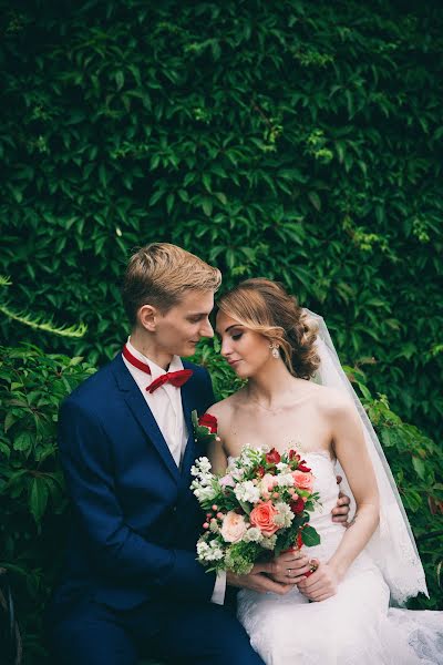 Photographe de mariage Yuliya Petrova (petrova). Photo du 13 août 2017