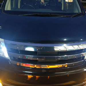 セレナ C25型