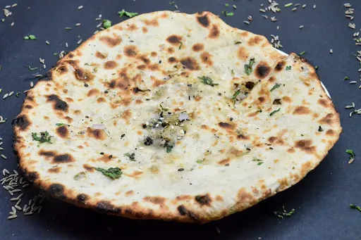 Mix Veg Kulcha