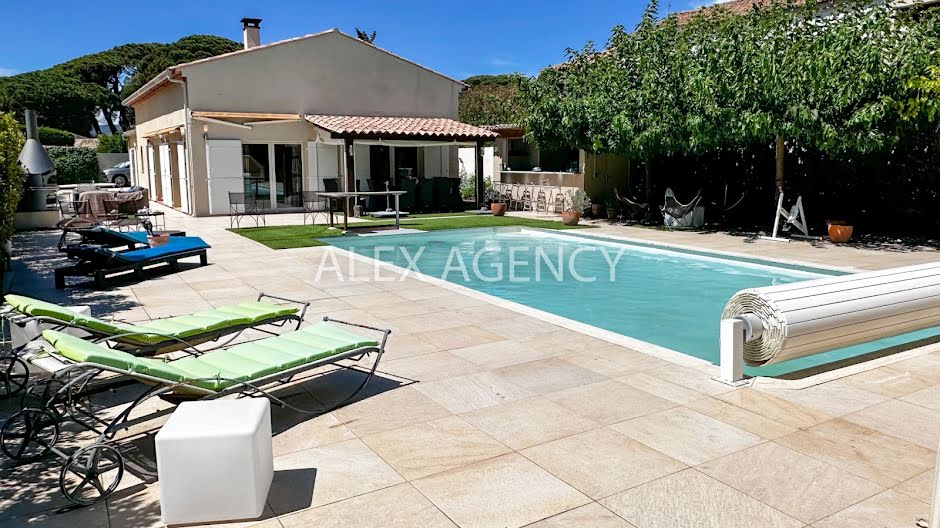 Vente villa 4 pièces 180 m² à Saint-Tropez (83990), 3 450 000 €