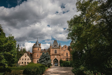 Wedding photographer Ambre Peyrotty (zephyretluna). Photo of 19 October 2019