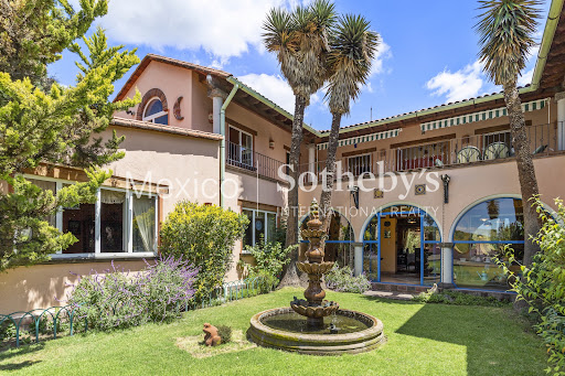 Luxury Farmhouse for Sale in Mexico: Buy Luxurious Farmhouse