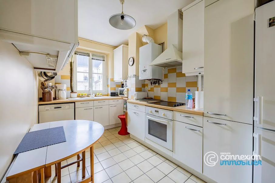 Vente viager 4 pièces 85.17 m² à Paris 10ème (75010), 840 000 €