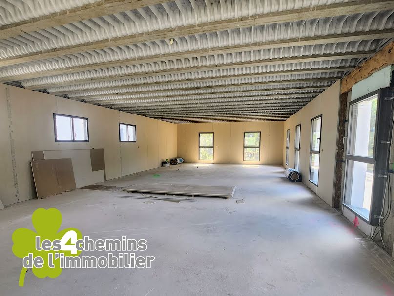 Vente locaux professionnels  100 m² à Aix-en-Provence (13090), 316 667 €