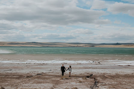 Fotógrafo de casamento Lidiya Davydova (fivethirtyfilm). Foto de 31 de maio 2017