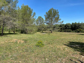 terrain à Méounes-lès-Montrieux (83)