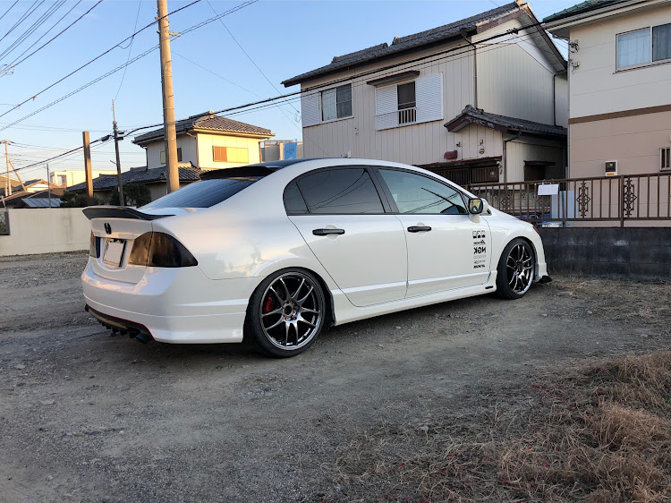 シビックの仕様変更中に関するカスタム事例の投稿画像2枚目