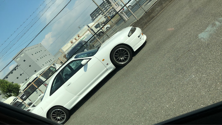 スカイライン GT-RのスカイラインGT-R・BCNR33に関するカスタム事例の投稿画像1枚目
