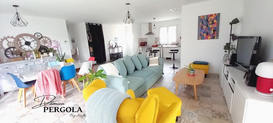 Vente maison 5 pièces 104 m² à Montignac (24290), 259 000 €