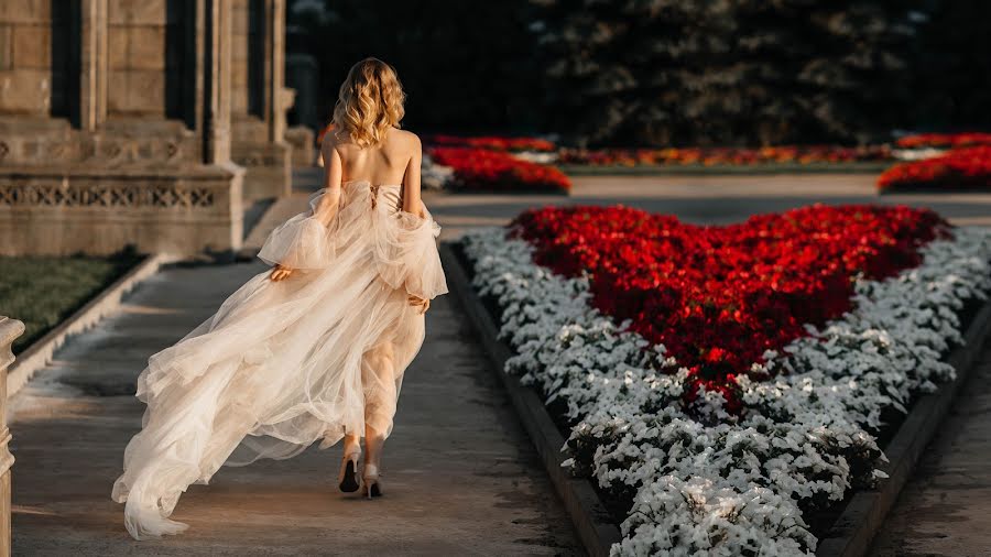 Fotógrafo de casamento Ekaterina Zaynieva (ekaterina73). Foto de 2 de agosto 2020