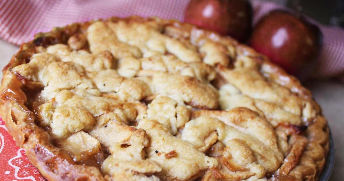 Apple Pie Baked in a Paper Bag®