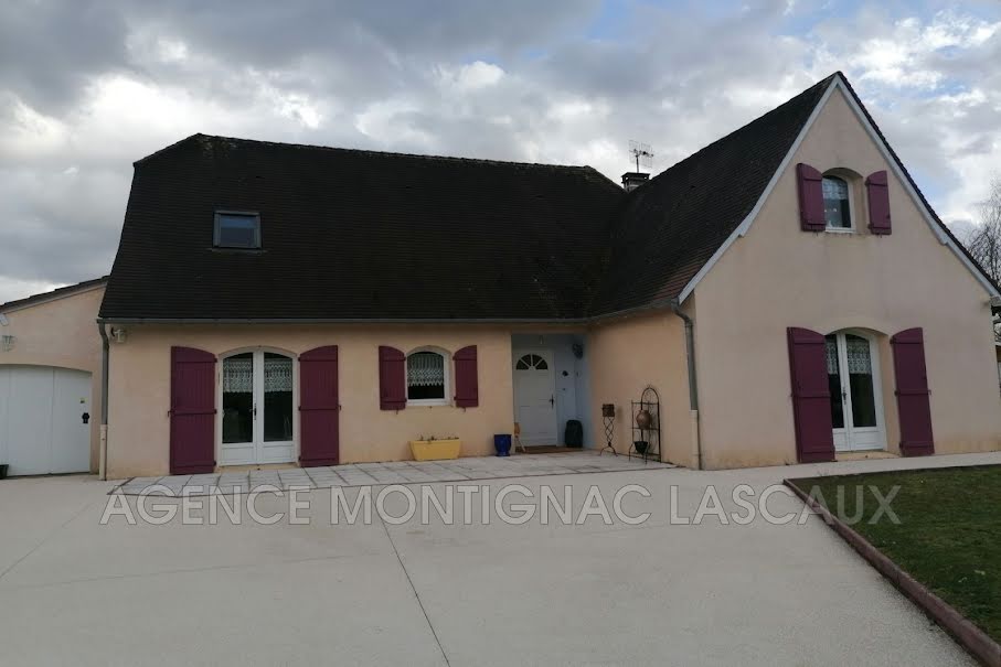 Vente maison 6 pièces 220 m² à Montignac (24290), 451 500 €