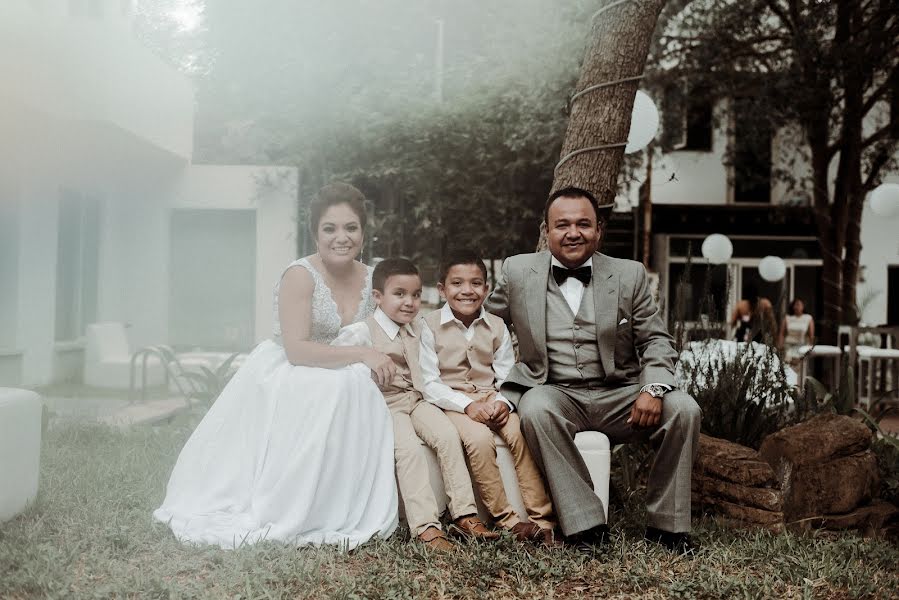 Fotógrafo de casamento Pavel Guerra (pavelguerra). Foto de 14 de julho 2017