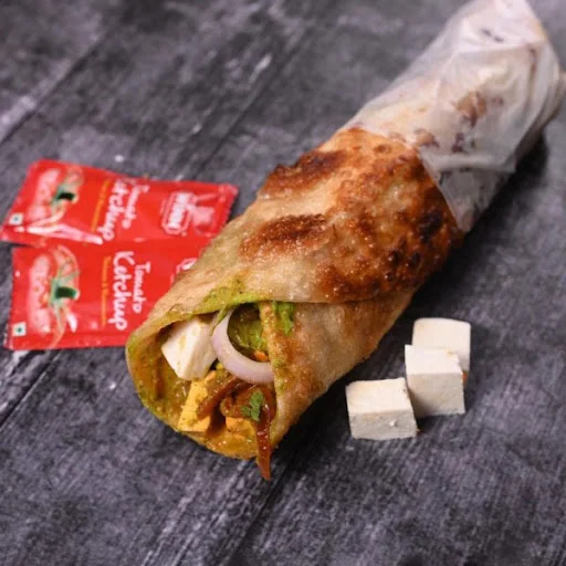 Paneer Mughlai Roll