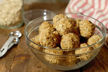Peanut Butter Protein Balls