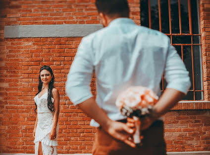 Fotógrafo de casamento Antonio Chusten (w09dehk). Foto de 26 de novembro 2020