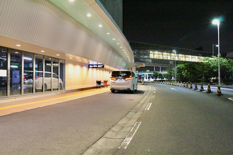 ヴェルファイアの羽田空港国際線ターミナルP5乗車レーンに関するカスタム事例の投稿画像9枚目