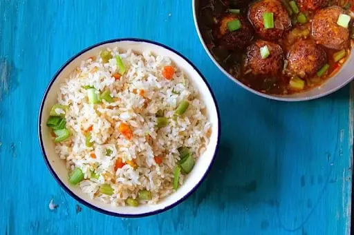 Veg Manchurian Rice Gravy