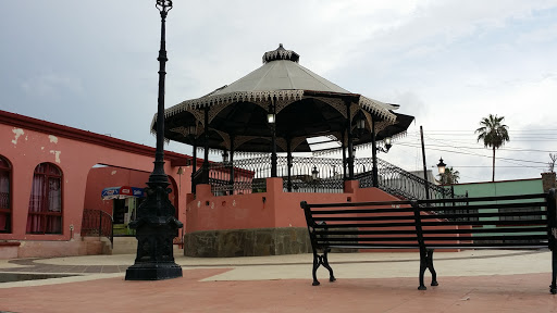 Kiosco De Todos Los Santos