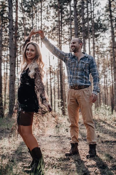 Wedding photographer Zsolt Sári (zsoltsari). Photo of 24 May 2018